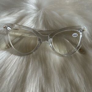 Clear Cat Eye Reading Glasses | +2.25